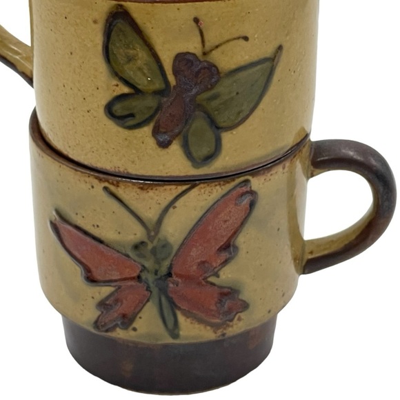 Vintage 70s Handcrafted Ceramic Stackable Butterfly Coffee Mugs Tea Cups 2pc Set - Picture 9 of 9